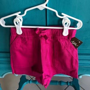 Solid woven pull-on shorts